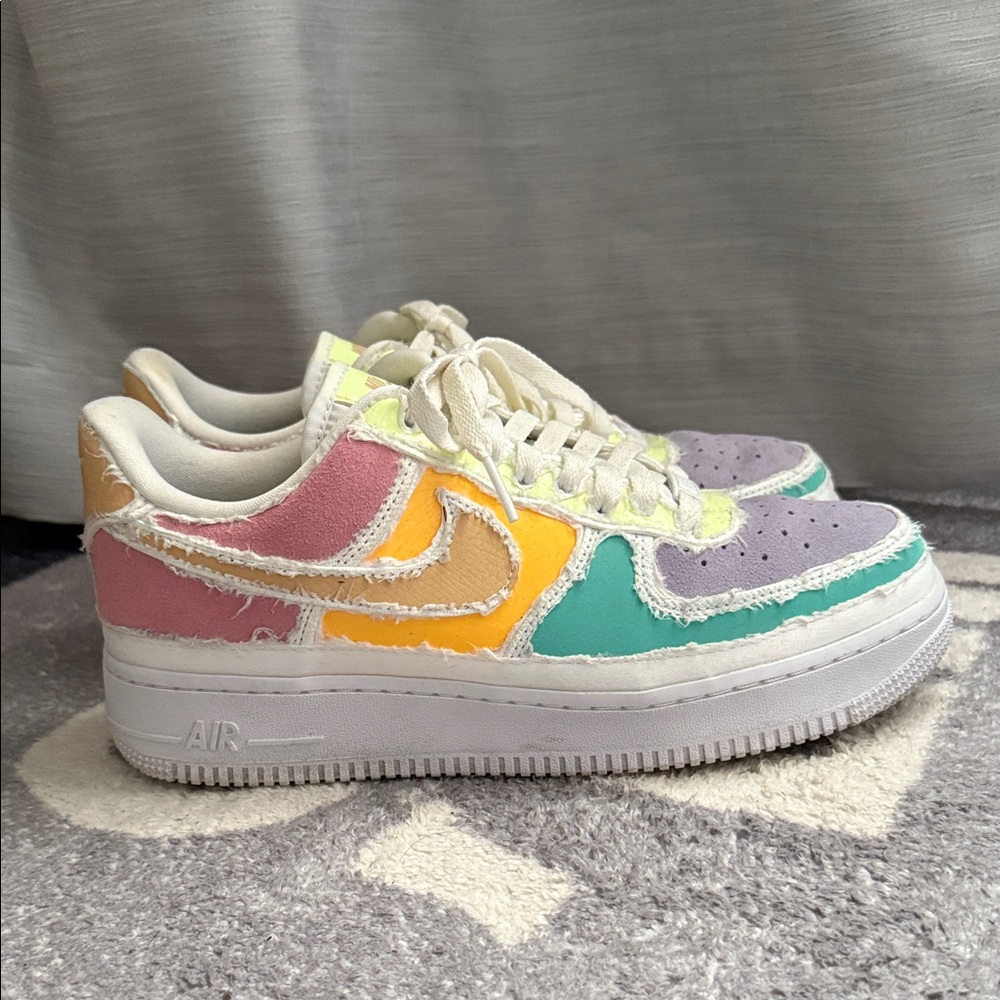 Women’s Nike Air Force 1s low top